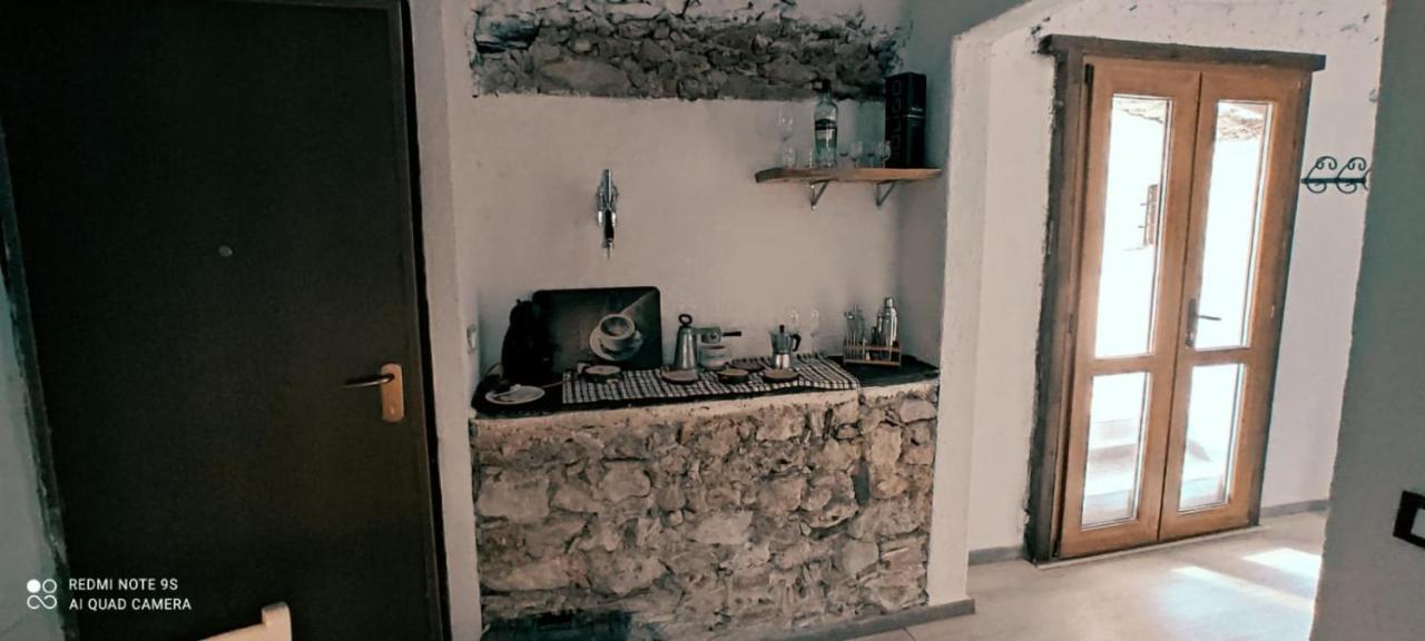 Apartment Coffee Time Cisano sul Neva Exterior photo